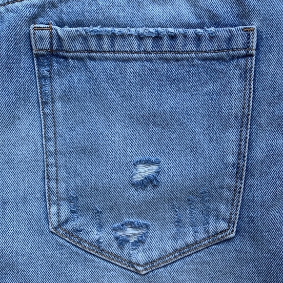 Blank NYC High-Rise Distressed Button Fly Denim Shorts - Picture 5 of 7